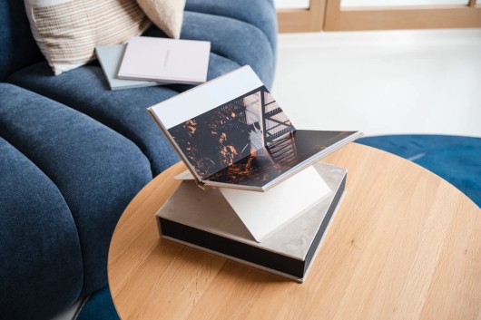Custom fotoboek bewaarbox als accessoire in huis