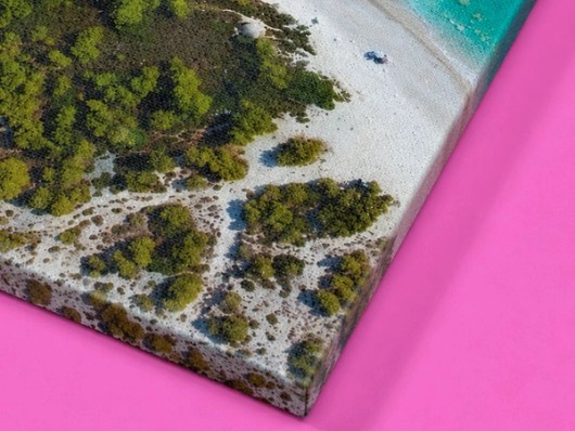 Canvas print cornerview