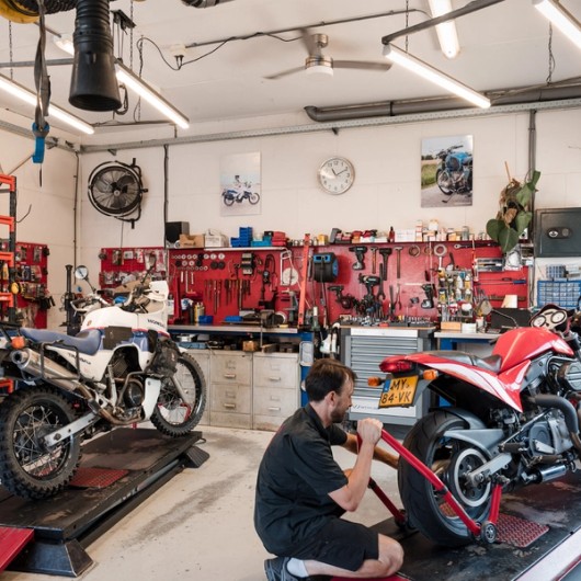 Werkplaats motor laurens