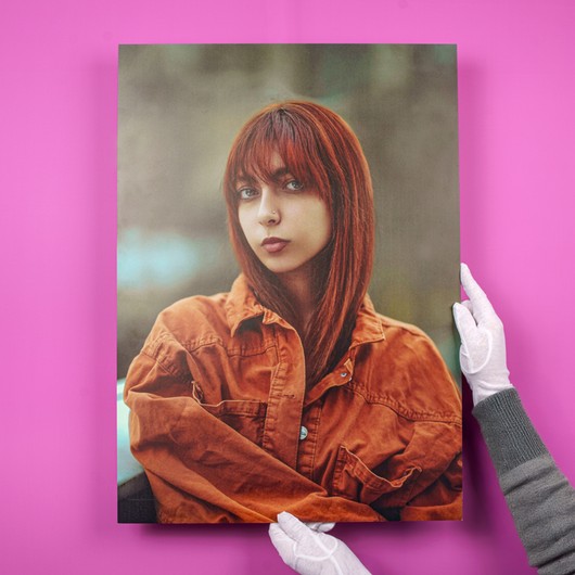 Direktdruck auf Alu-Dibond auf rosafarbenem Hintergrund