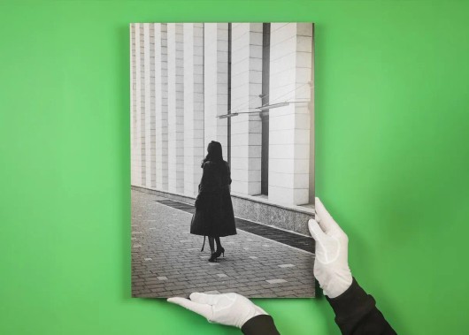 Kleurenfoto van een dorp als Fine Art print op lichtgewicht forex, van voren