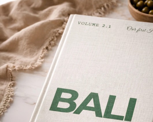 Koffietafelboek op salontafel