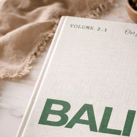 Koffietafelboek op salontafel