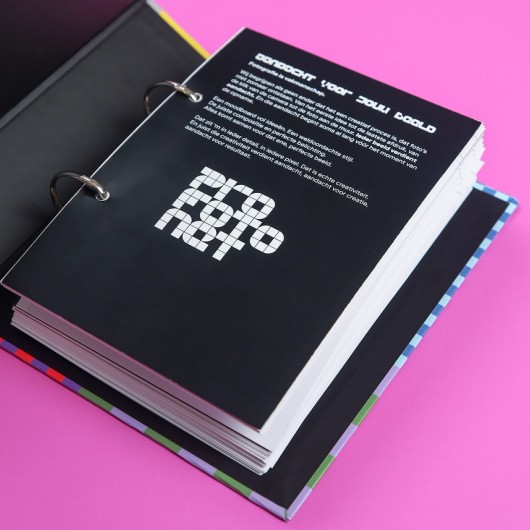 Classeur d’échantillons ouvert