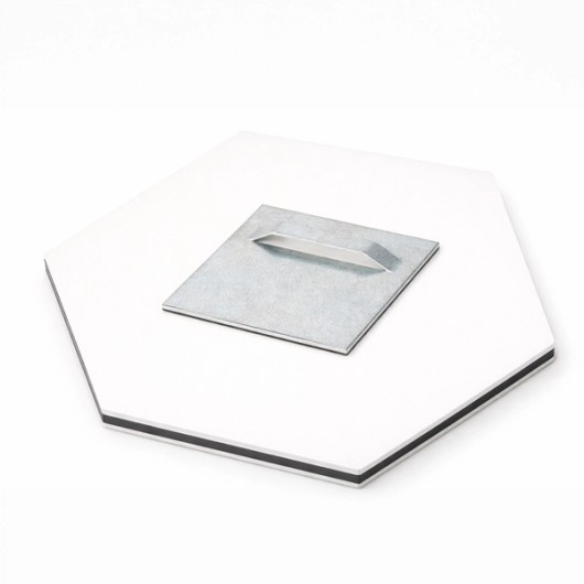 Inclus gratuitement : système de fixation miroir