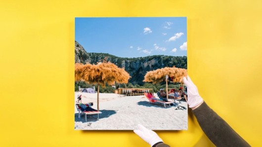 Print on forex with a beach view